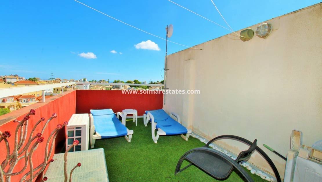 3 sovrum Radhus till salu i Villamartin med pool garage - 199 950 € (Ref: 10111854)
