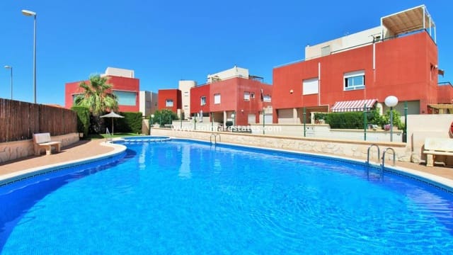 3 sovrum Radhus till salu i Villamartin, Orihuela med pool garage - 199 950 € (Ref: 10111854)