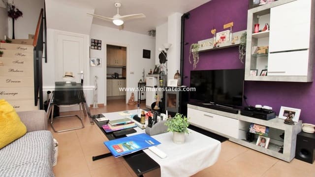 3 sovrum Radhus till salu i Villamartin, Orihuela med pool garage - 199 950 € (Ref: 10111854)
