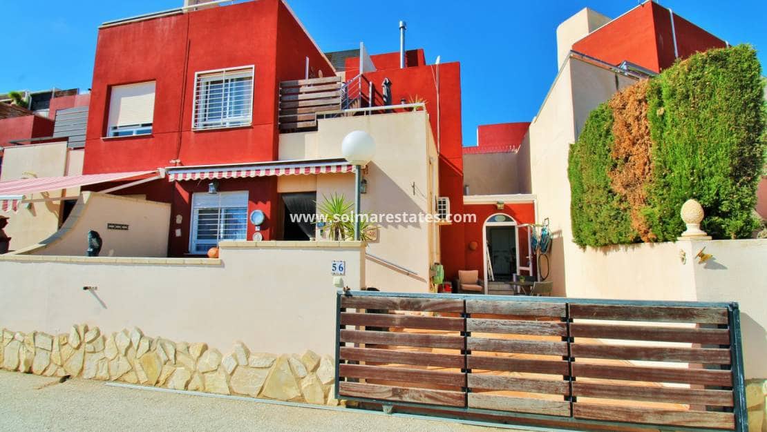 3 sovrum Radhus till salu i Villamartin med pool garage - 199 950 € (Ref: 10111854)