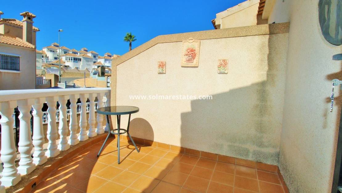 3 Zimmer Reihenhaus zu verkaufen in Villamartin mit Pool Garage - 229.950 € (Ref: 10111855)