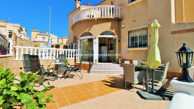 3 Zimmer Reihenhaus zu verkaufen in Villamartin, Orihuela mit Pool Garage - 229.950 € (Ref: 10111855)