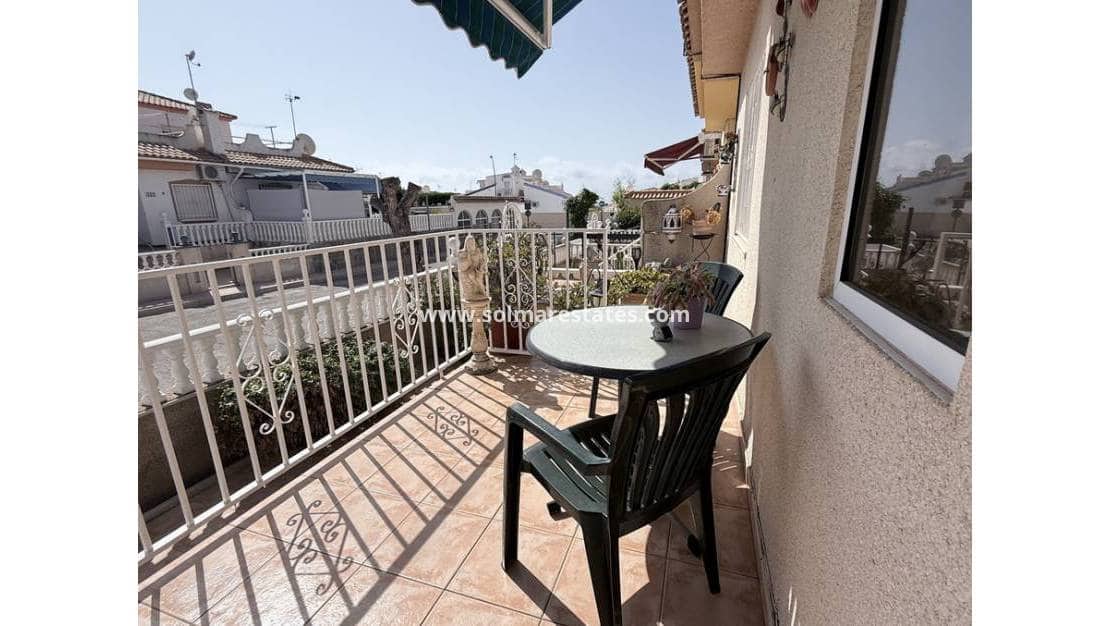 2 Zimmer Reihenhaus zu verkaufen in La Florida mit Pool Garage - 189.900 € (Ref: 10113270)