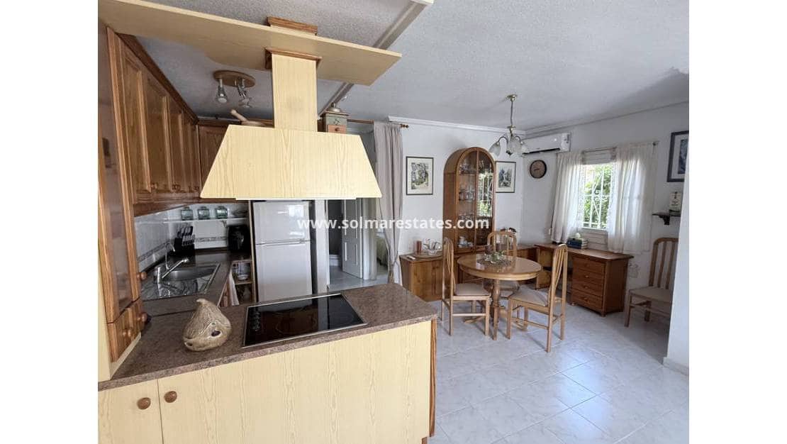 2 Zimmer Reihenhaus zu verkaufen in La Florida mit Pool Garage - 189.900 € (Ref: 10113270)