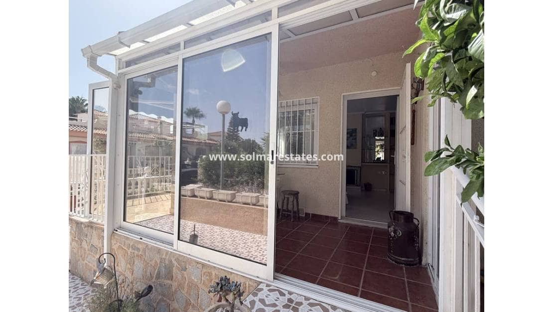 2 Zimmer Reihenhaus zu verkaufen in La Florida mit Pool Garage - 189.900 € (Ref: 10113270)