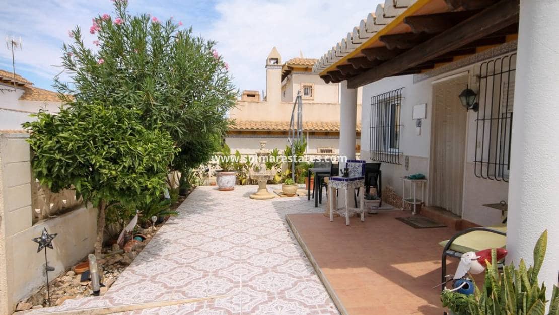 2 Zimmer Doppelhaus zu verkaufen in Los Balcones mit Pool - 155.000 € (Ref: 10116013)
