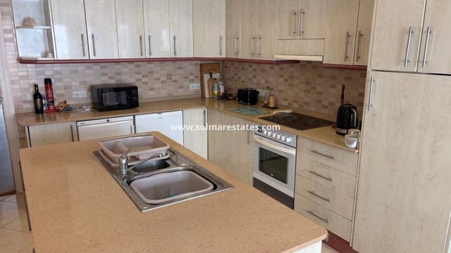 3 slaapkamer Huis te koop in La Zenia, Orihuela met garage - € 329.950 (Ref: 10120761)