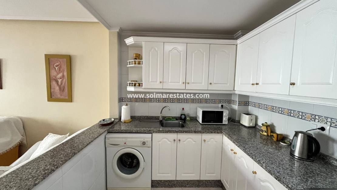 3 sovrum Semi-fristående Villa till salu i Villamartin med pool - 224 950 € (Ref: 10120887)