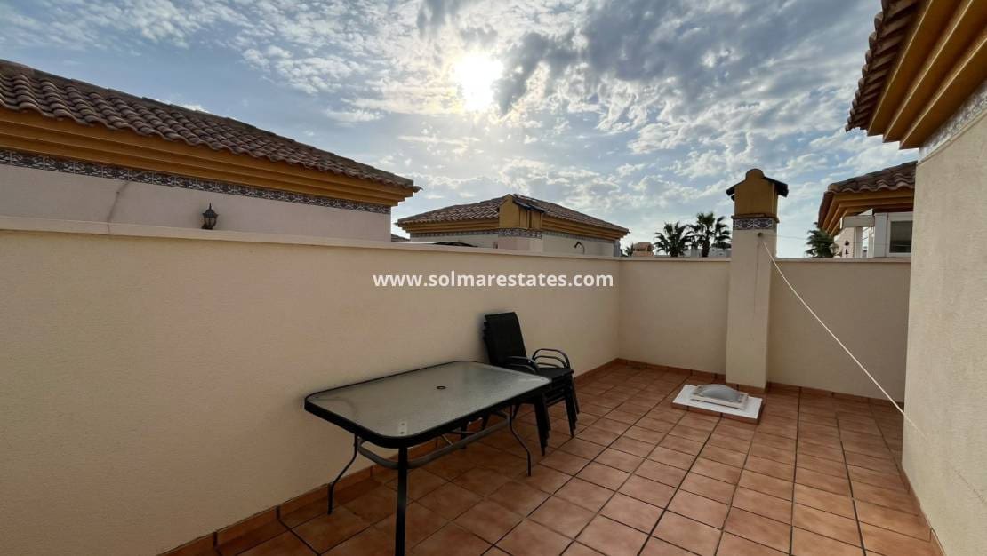 3 sovrum Semi-fristående Villa till salu i Villamartin med pool - 224 950 € (Ref: 10120887)