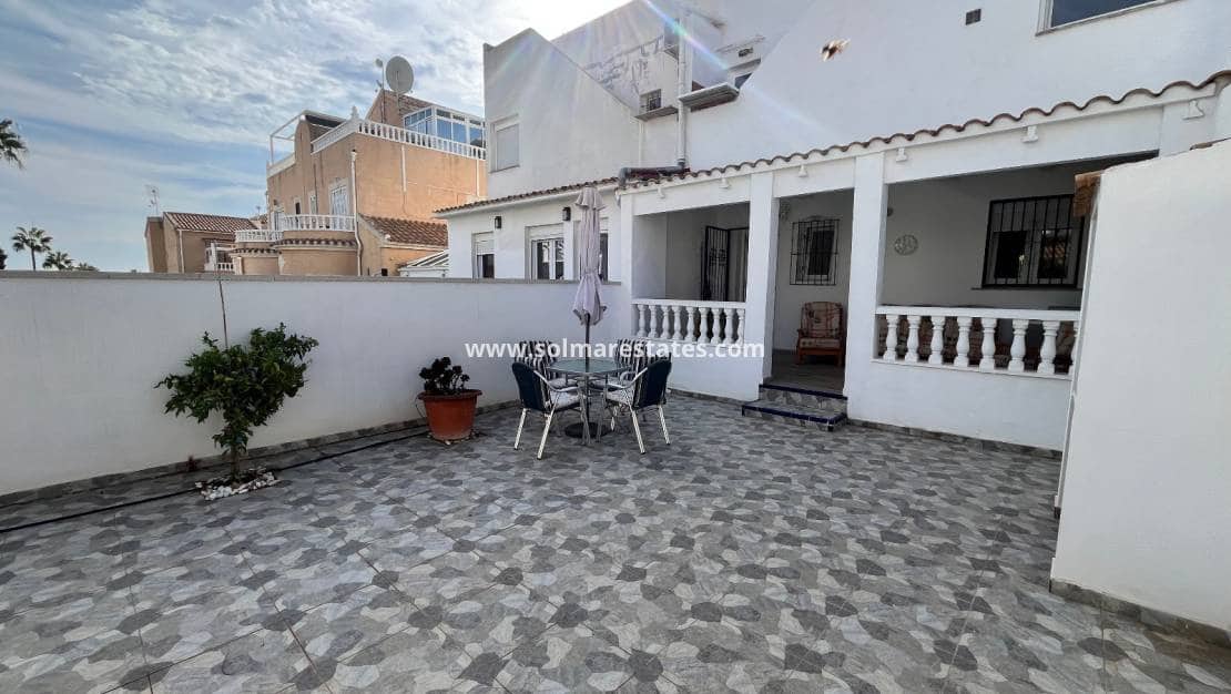 2 makuuhuone Huoneisto myytävänä paikassa Villamartin - 179 500 € (Ref: 10127305)