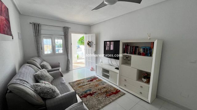 2 makuuhuone Huoneisto myytävänä paikassa Villamartin, Orihuela - 179 500 € (Ref: 10127305)