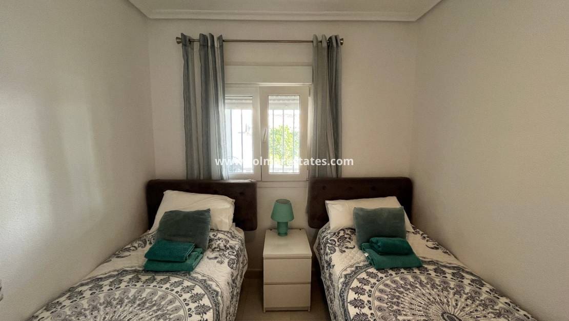 2 makuuhuone Huoneisto myytävänä paikassa Villamartin - 179 500 € (Ref: 10127305)