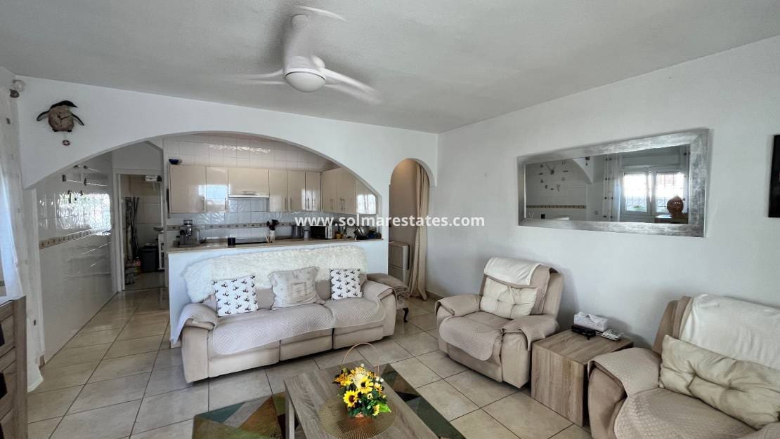 3 sypialnia Dom blizniak na sprzedaż w Villamartin - 245 000 € (Ref: 10127306)