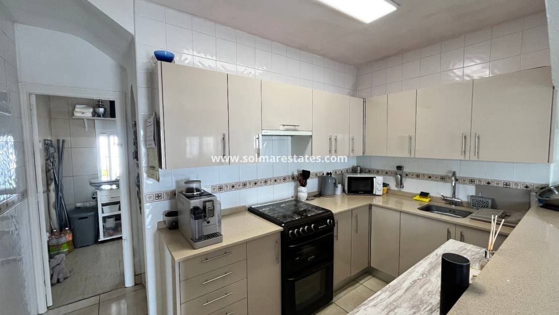 3 sypialnia Dom blizniak na sprzedaż w Villamartin - 245 000 € (Ref: 10127306)