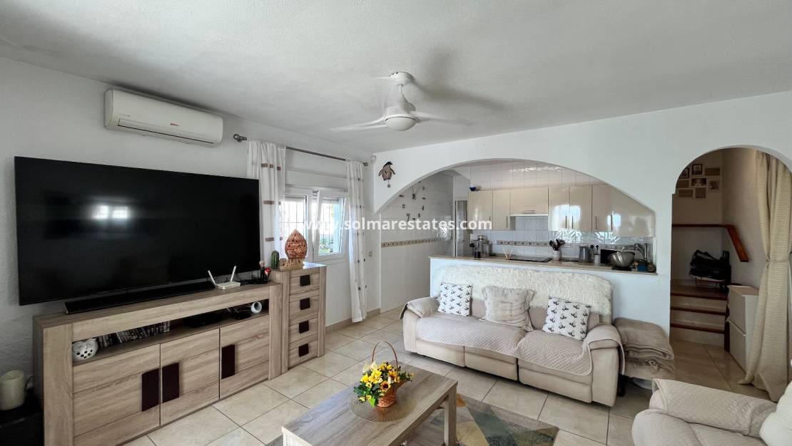 3 sypialnia Dom blizniak na sprzedaż w Villamartin - 245 000 € (Ref: 10127306)