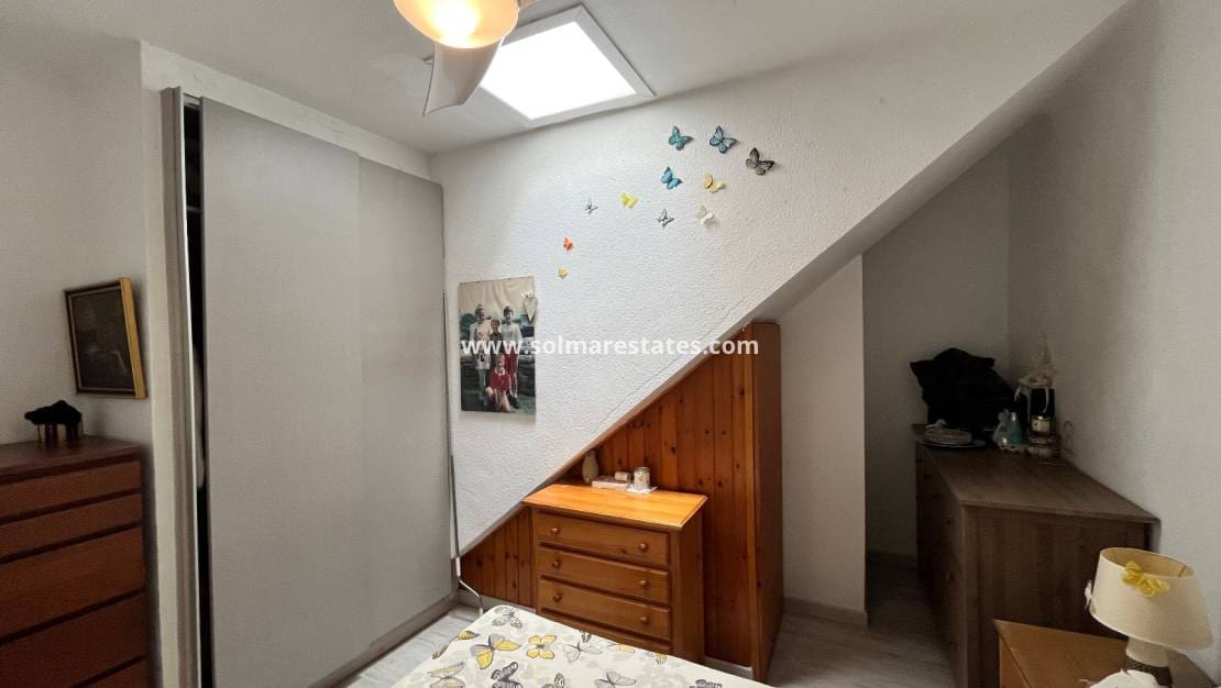 3 sypialnia Dom blizniak na sprzedaż w Villamartin - 245 000 € (Ref: 10127306)