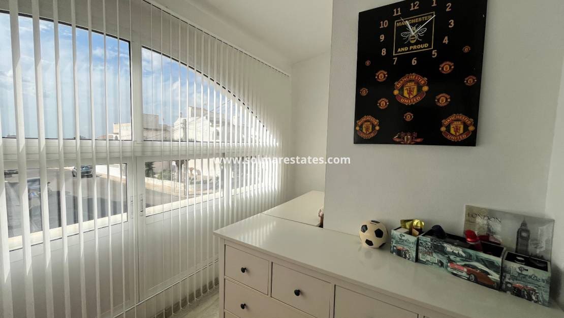 3 sypialnia Dom blizniak na sprzedaż w Villamartin - 245 000 € (Ref: 10127306)