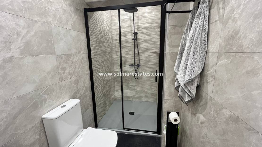 3 sypialnia Dom blizniak na sprzedaż w Villamartin - 245 000 € (Ref: 10127306)