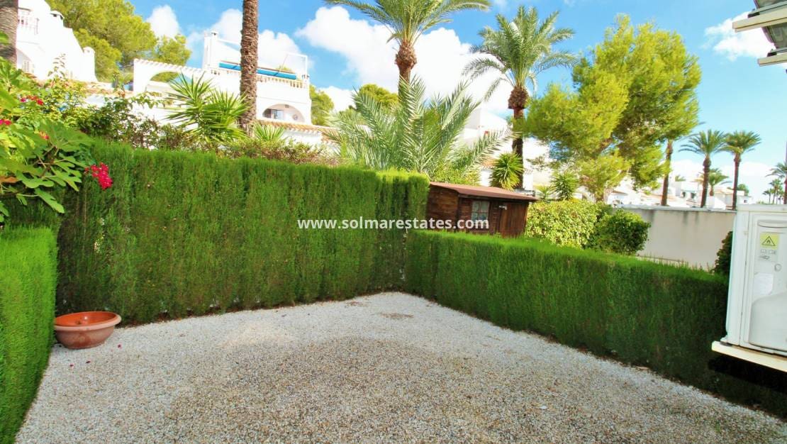 2 sypialnia Bungalow na sprzedaż w Villamartin z basenem - 219 950 € (Ref: 10130619)