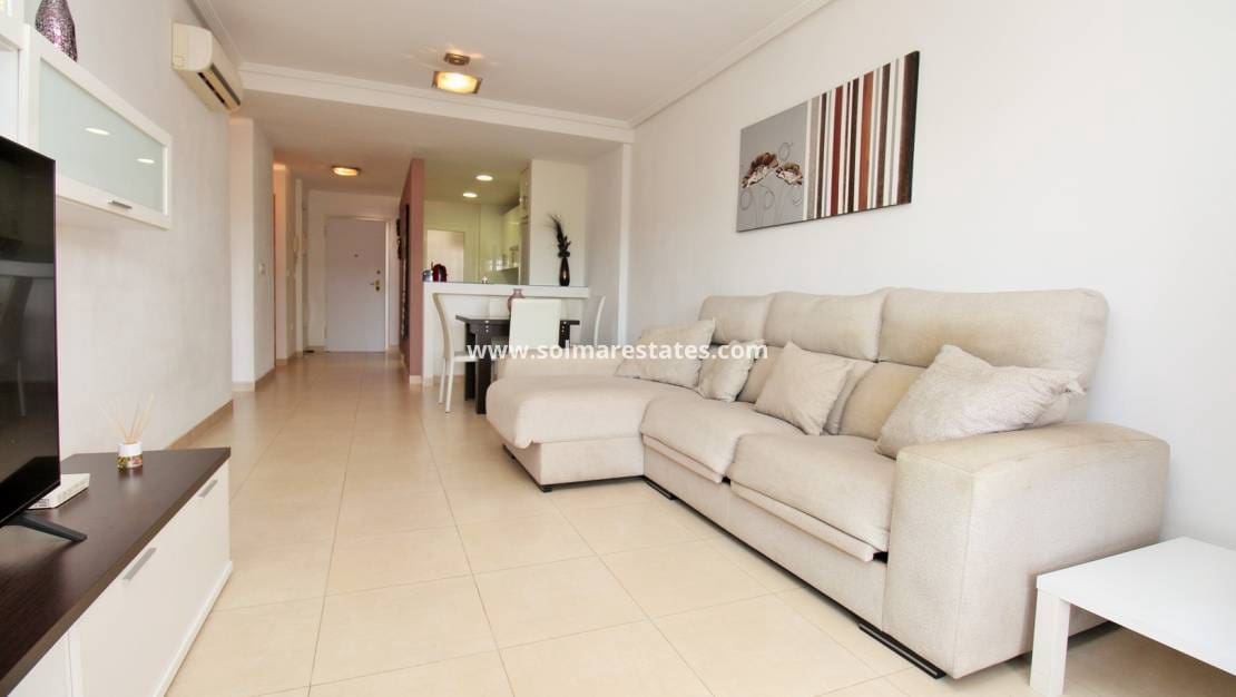 2 quarto Apartamento para venda em Villamartin com piscina garagem - 184 900 € (Ref: 10130620)