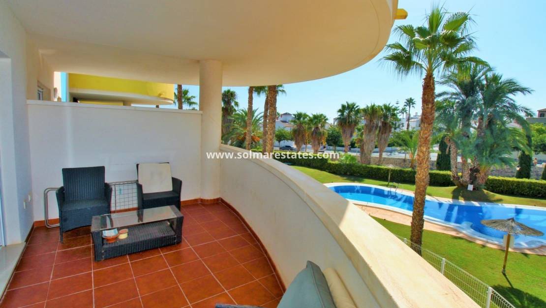 2 quarto Apartamento para venda em Villamartin com piscina garagem - 184 900 € (Ref: 10130620)