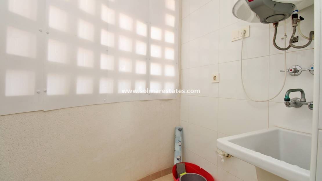 2 quarto Apartamento para venda em Villamartin com piscina garagem - 184 900 € (Ref: 10130620)