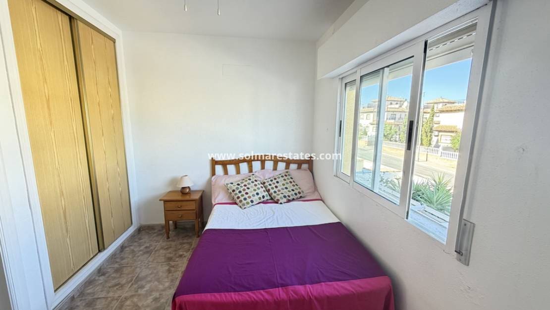 3 quarto Casa em Banda para venda em La Zenia com piscina - 214 995 € (Ref: 10130622)