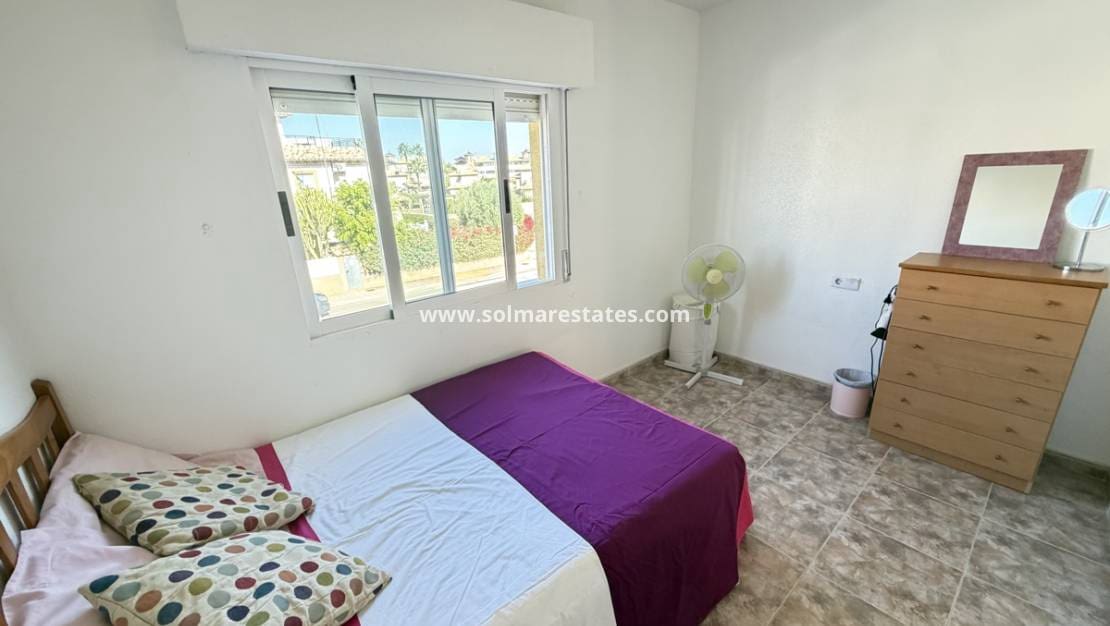 3 quarto Casa em Banda para venda em La Zenia com piscina - 214 995 € (Ref: 10130622)