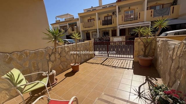 3 quarto Casa em Banda para venda em La Zenia, Orihuela com piscina - 214 995 € (Ref: 10130622)