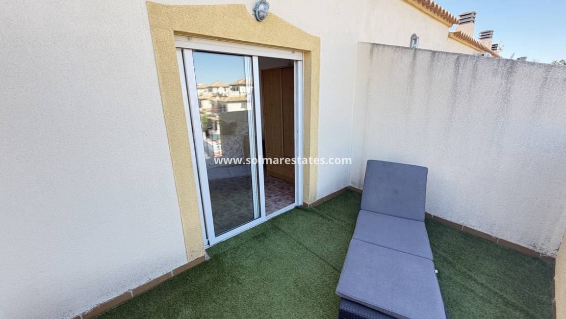 3 quarto Casa em Banda para venda em La Zenia com piscina - 214 995 € (Ref: 10130622)