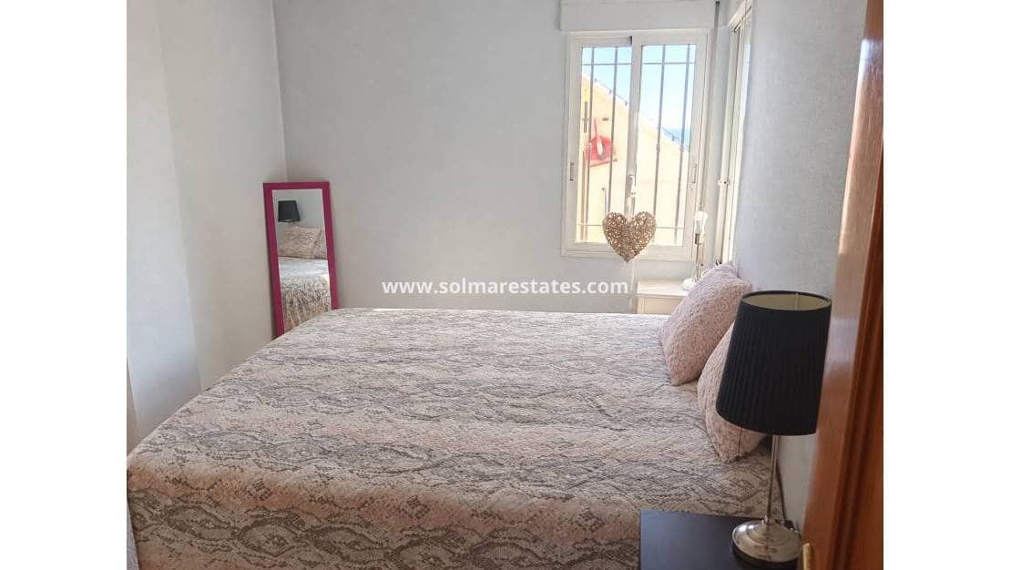 2 bedroom Apartment for sale in Los Montesinos with pool garage - € 149,000 (Ref: 10134862)