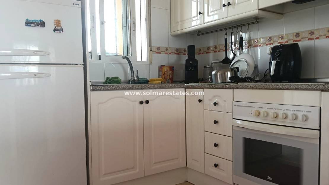 2 bedroom Apartment for sale in Los Montesinos with pool garage - € 149,000 (Ref: 10134862)