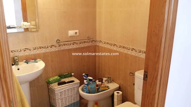 Apartamento de 2 habitaciones en Los Montesinos en venta con piscina garaje - 149.000 € (Ref: 10134862)