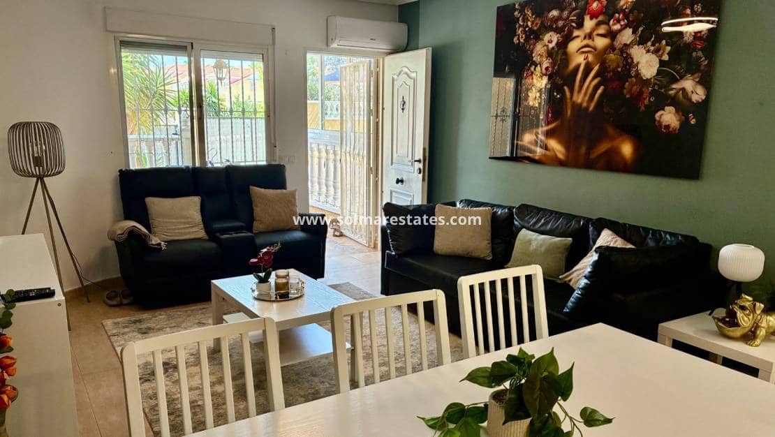 2 slaapkamer Appartement te koop in Villamartin met zwembad - € 199.000 (Ref: 10134863)