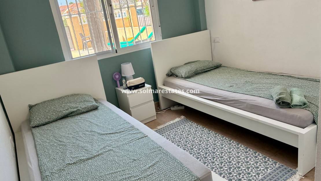 2 slaapkamer Appartement te koop in Villamartin met zwembad - € 199.000 (Ref: 10134863)