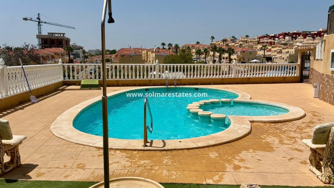 2 slaapkamer Appartement te koop in Villamartin met zwembad - € 199.000 (Ref: 10134863)