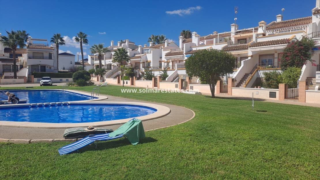 2 camera da letto Casa in vendita in Villamartin con piscina - 249.995 € (Rif: 10135005)