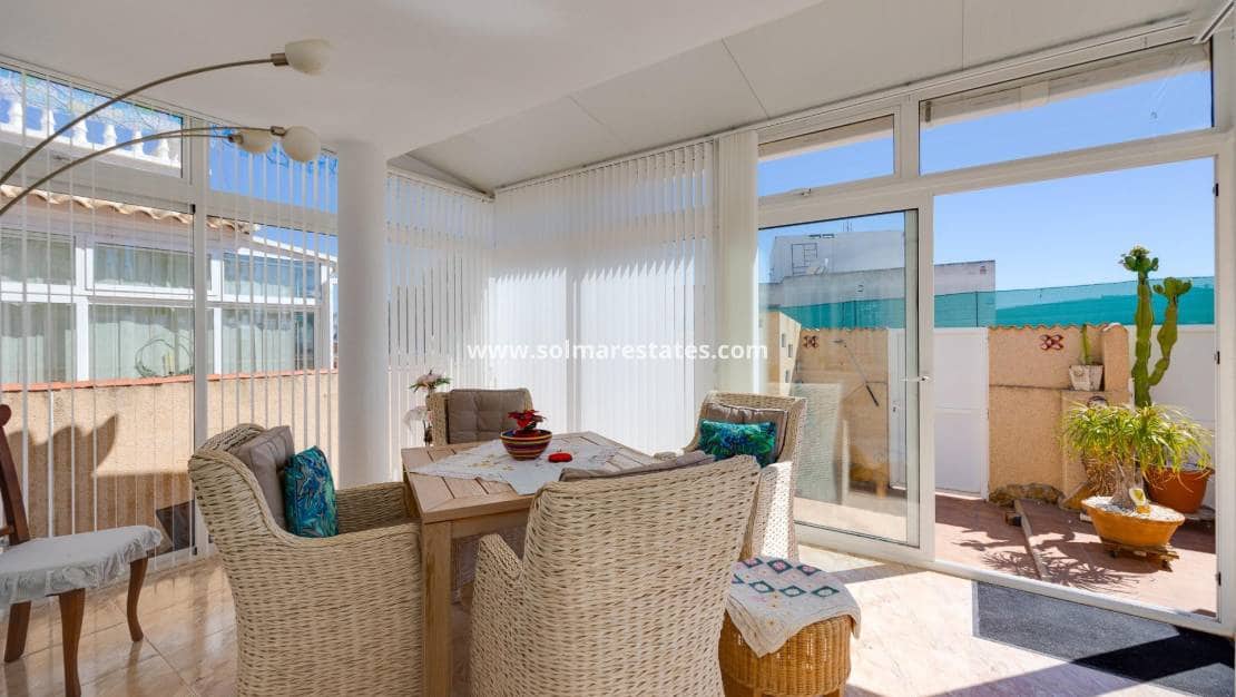 3 soverom Villa til salgs i Orihuela Costa med svømmebasseng - € 229 000 (Ref: 10135007)