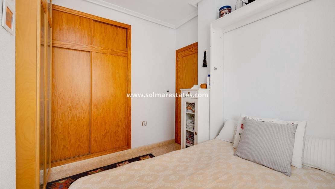 3 soverom Villa til salgs i Orihuela Costa med svømmebasseng - € 229 000 (Ref: 10135007)
