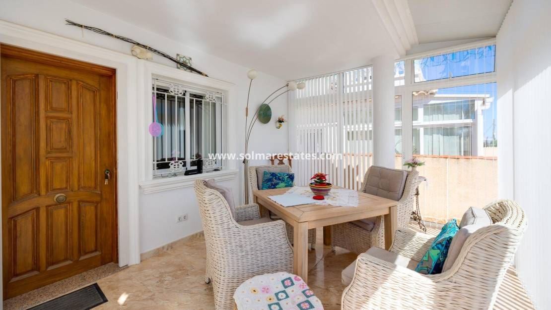3 soverom Villa til salgs i Orihuela Costa med svømmebasseng - € 229 000 (Ref: 10135007)