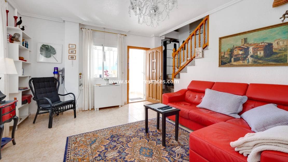 3 soverom Villa til salgs i Orihuela Costa med svømmebasseng - € 229 000 (Ref: 10135007)