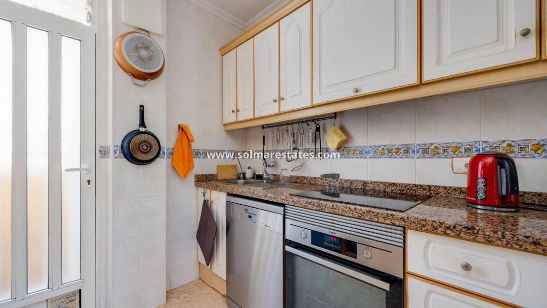 3 soverom Villa til salgs i Orihuela Costa med svømmebasseng - € 229 000 (Ref: 10135007)