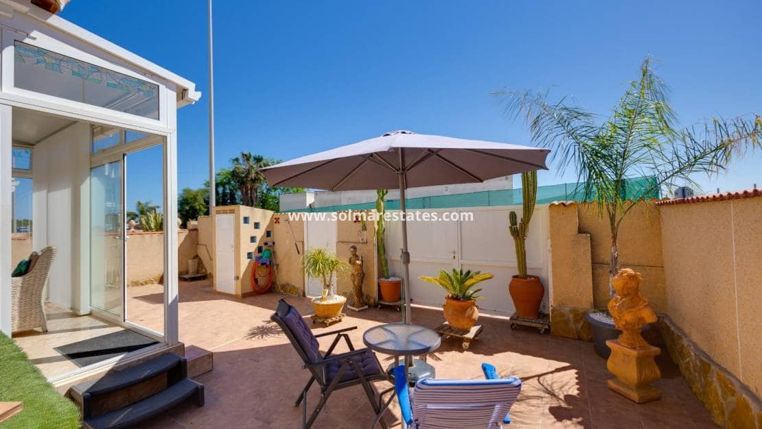 3 soverom Villa til salgs i Orihuela Costa med svømmebasseng - € 229 000 (Ref: 10135007)