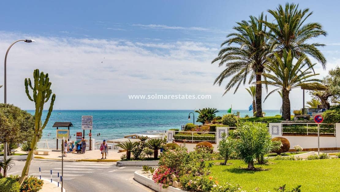 3 soverom Villa til salgs i Orihuela Costa med svømmebasseng - € 229 000 (Ref: 10135007)