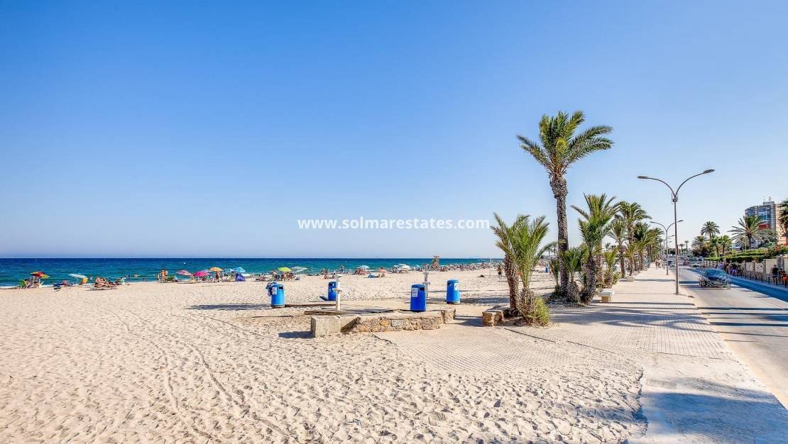 3 soverom Villa til salgs i Orihuela Costa med svømmebasseng - € 229 000 (Ref: 10135007)