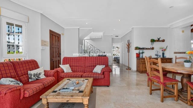 3 sovrum Villa till salu i Villamartin, Orihuela med pool - 529 000 € (Ref: 10135009)