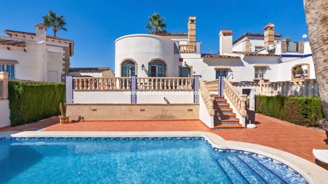 3 sovrum Villa till salu i Villamartin, Orihuela med pool - 529 000 € (Ref: 10135009)