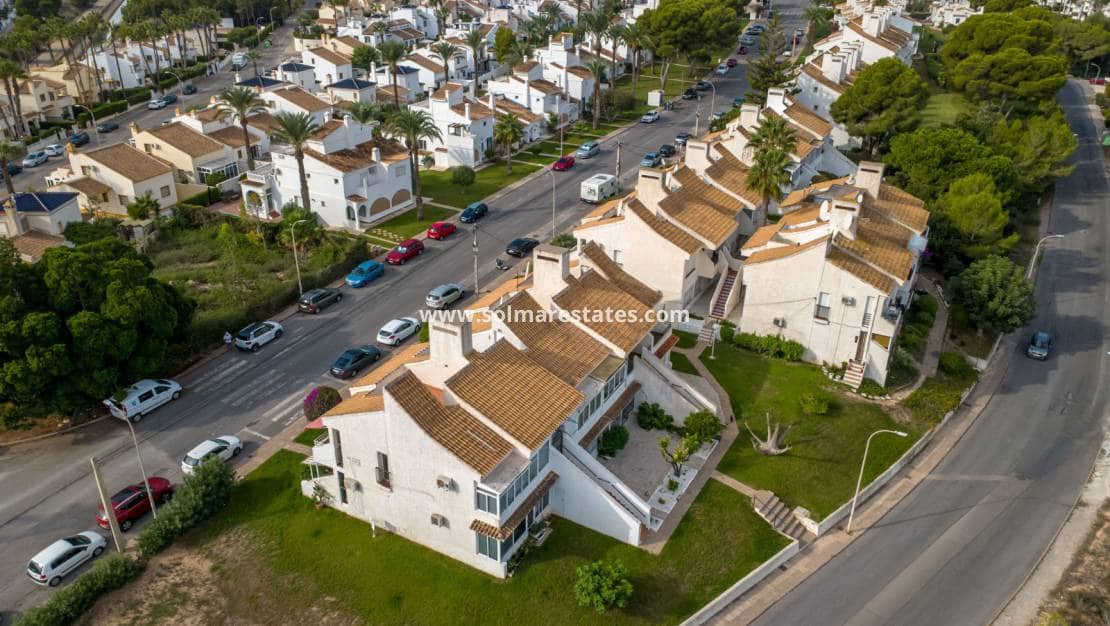 2 slaapkamer Appartement te koop in Villamartin - € 199.000 (Ref: 10135103)