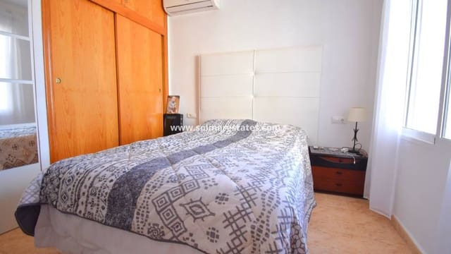 1 quarto Apartamento para venda em Playa Flamenca, Orihuela com piscina - 149 000 € (Ref: 10135104)