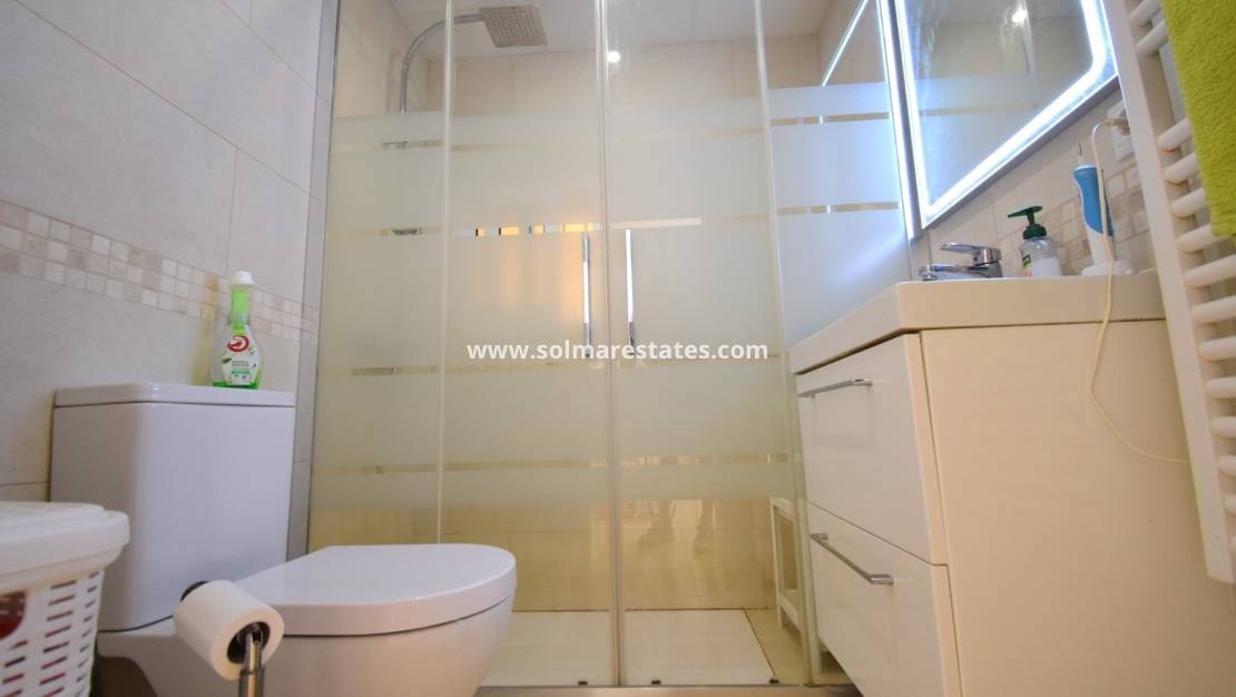 2 quarto Apartamento para venda em Playa Flamenca com piscina - 165 000 € (Ref: 10135105)